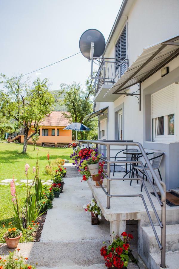 Apartments Heaven Cetinje Bagian luar foto