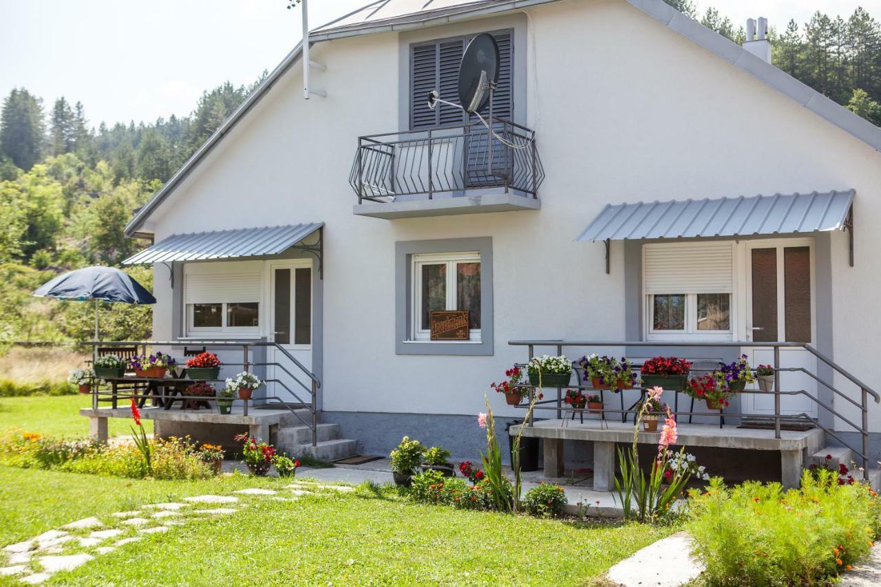 Apartments Heaven Cetinje Bagian luar foto